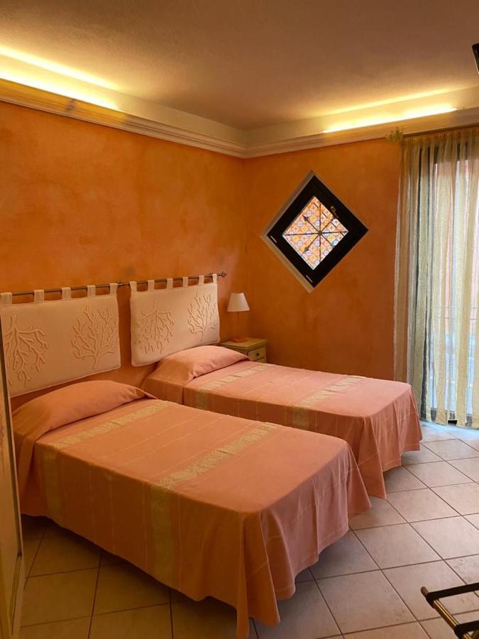 B&B Le Farfalle Палау Екстериор снимка