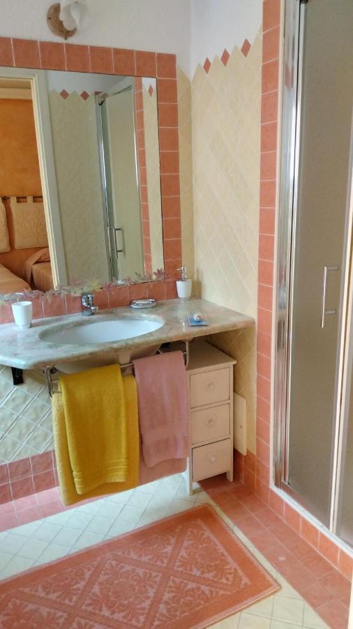 B&B Le Farfalle Палау Екстериор снимка