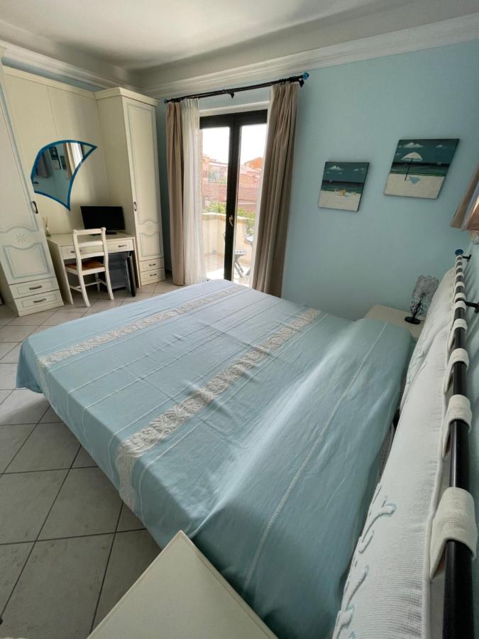 B&B Le Farfalle Палау Екстериор снимка