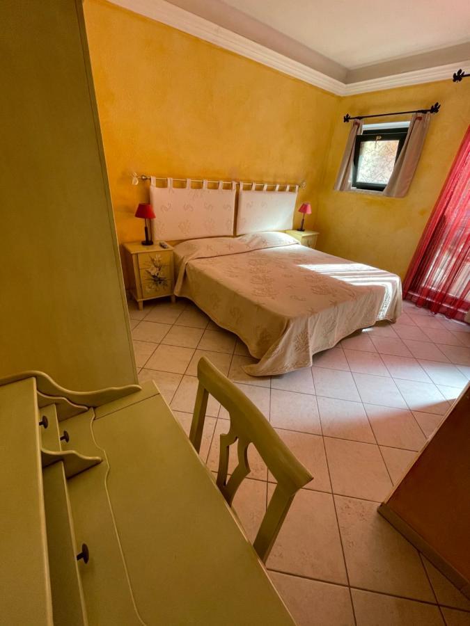 B&B Le Farfalle Палау Екстериор снимка