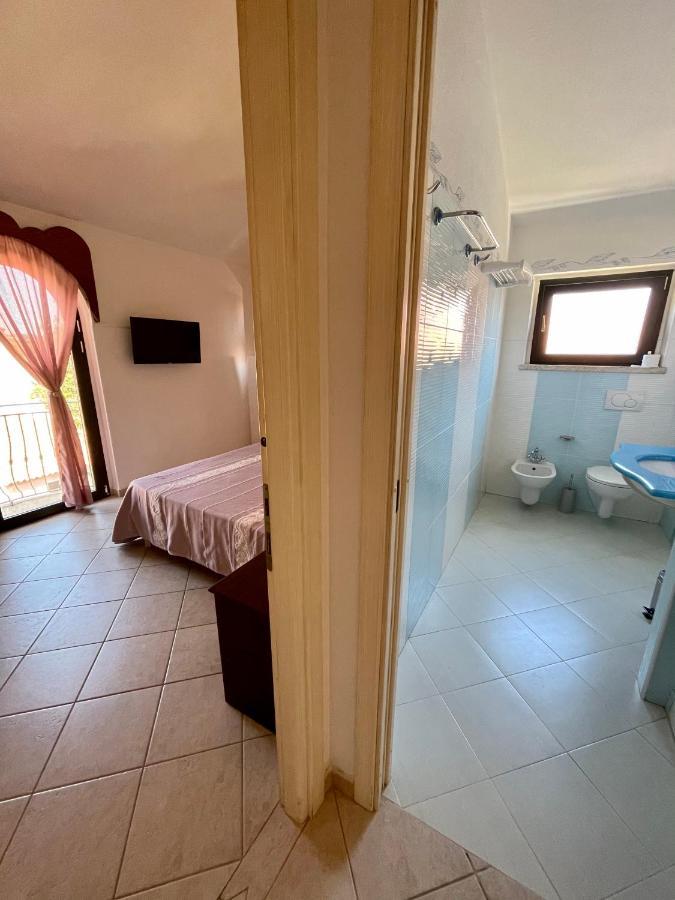 B&B Le Farfalle Палау Екстериор снимка